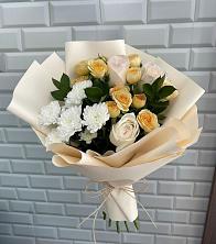 Букет цветочный вальс в Нижней Мактаме Букет цветов из: Розы и Хризантемы в Нижней Мактаме