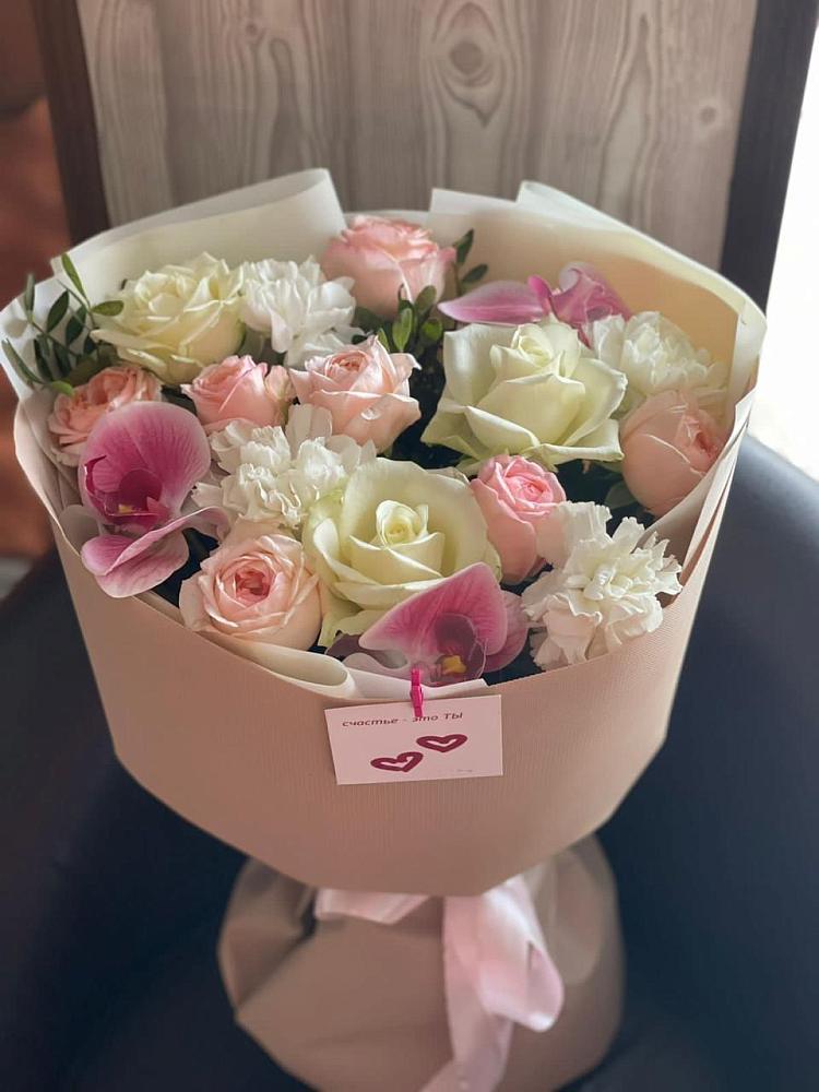 Букет цветов из: Орхидеи, Розы и Гвоздики в Нижней Мактаме