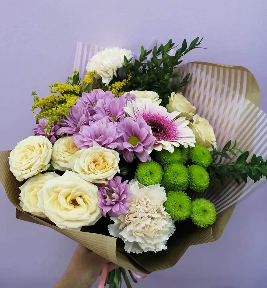 Букет магия в Нижней Мактаме Букет цветов из: Хризантемы, Розы, Гвоздики и Герберы в Нижней Мактаме